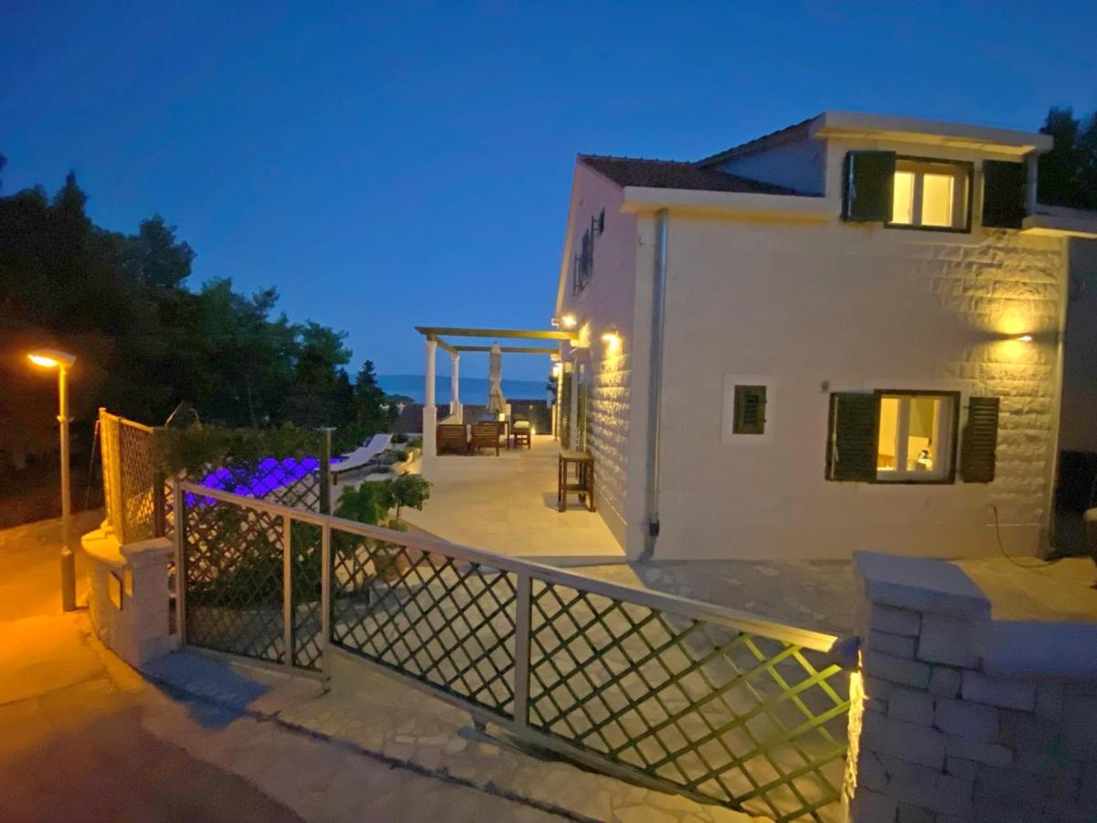 Holiday Home Nevista Sumartin Zewnętrze zdjęcie