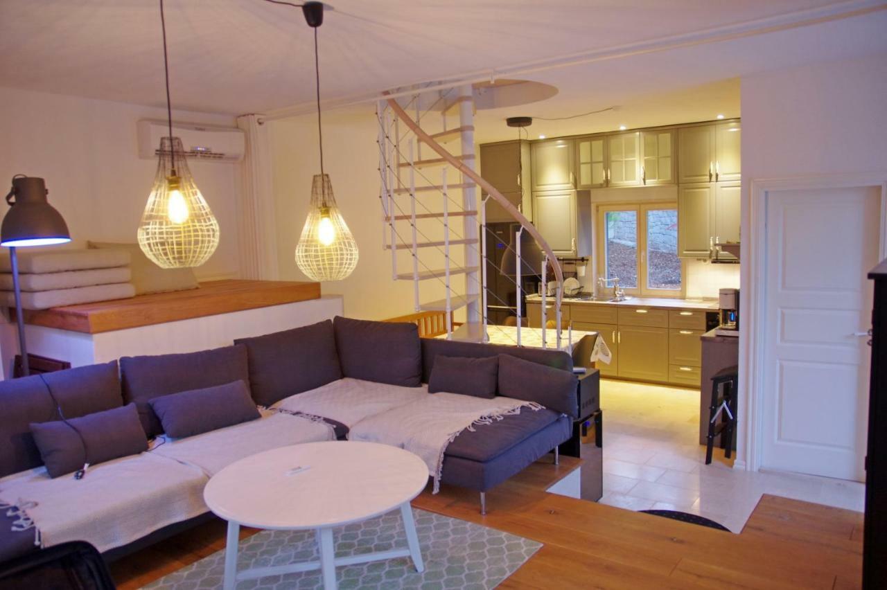Holiday Home Nevista Sumartin Zewnętrze zdjęcie