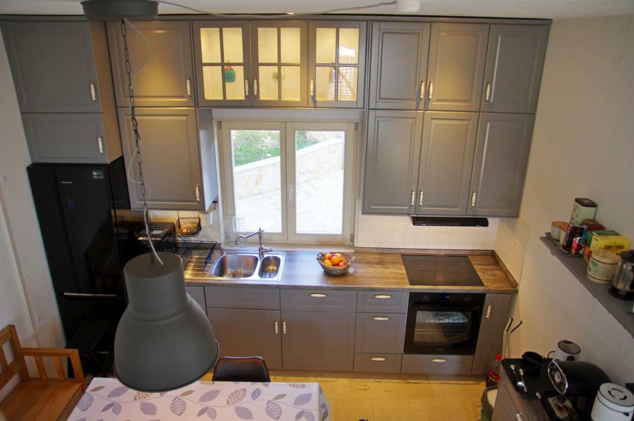 Holiday Home Nevista Sumartin Zewnętrze zdjęcie